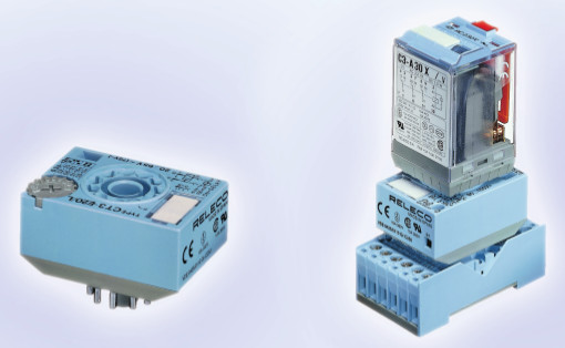 RELECO Time cubes series CT2 and CT3 with Socket and Relay